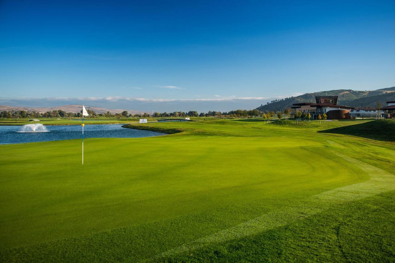 Theodora Golf Club Hotel อัลบายูเลีย ภายนอก รูปภาพ
